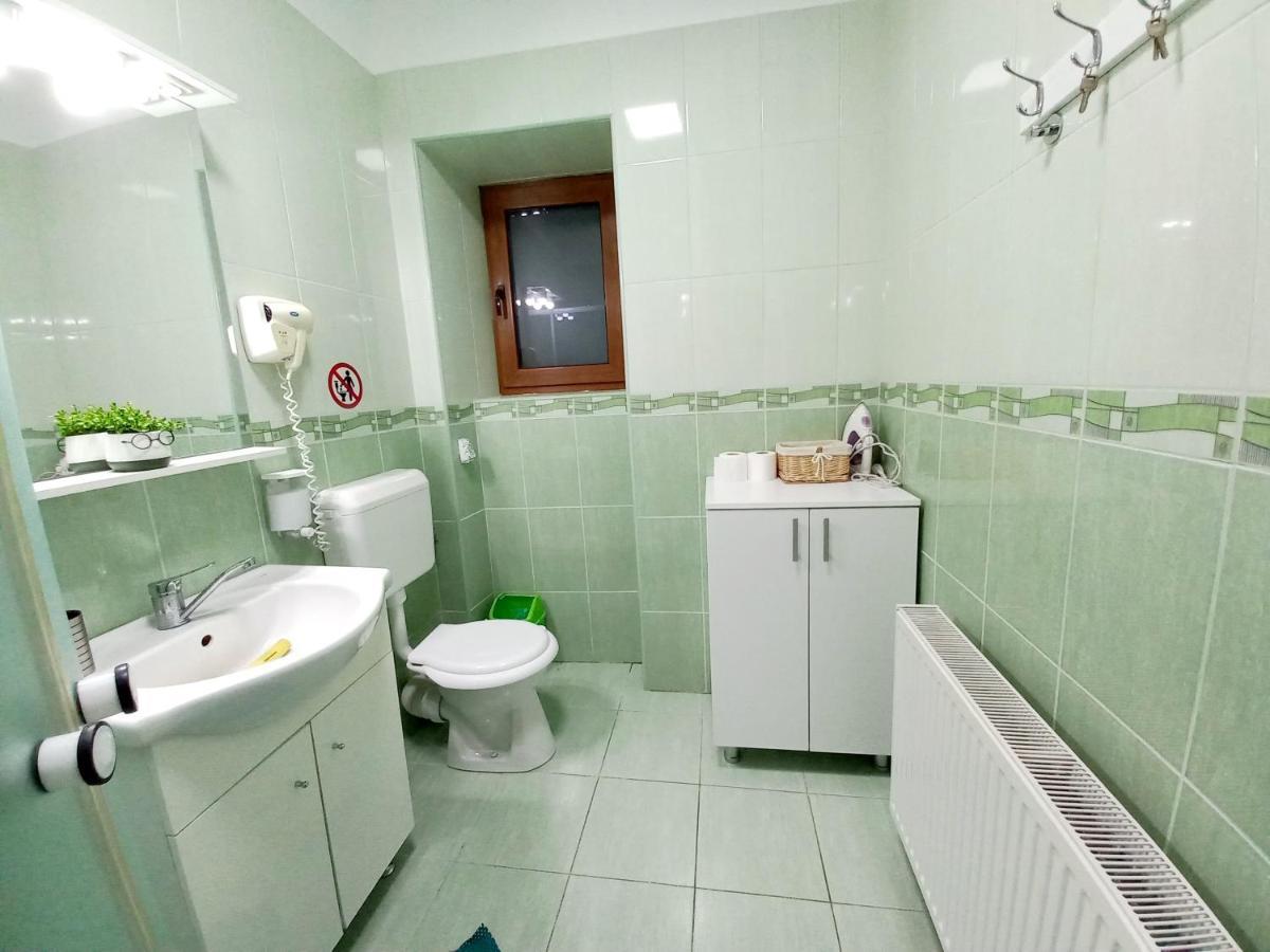 Villa Casa Alex Văliug Esterno foto